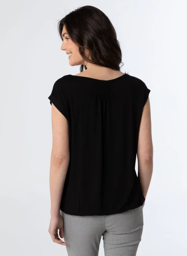 Basics>Norah Shirt Marije Zwart