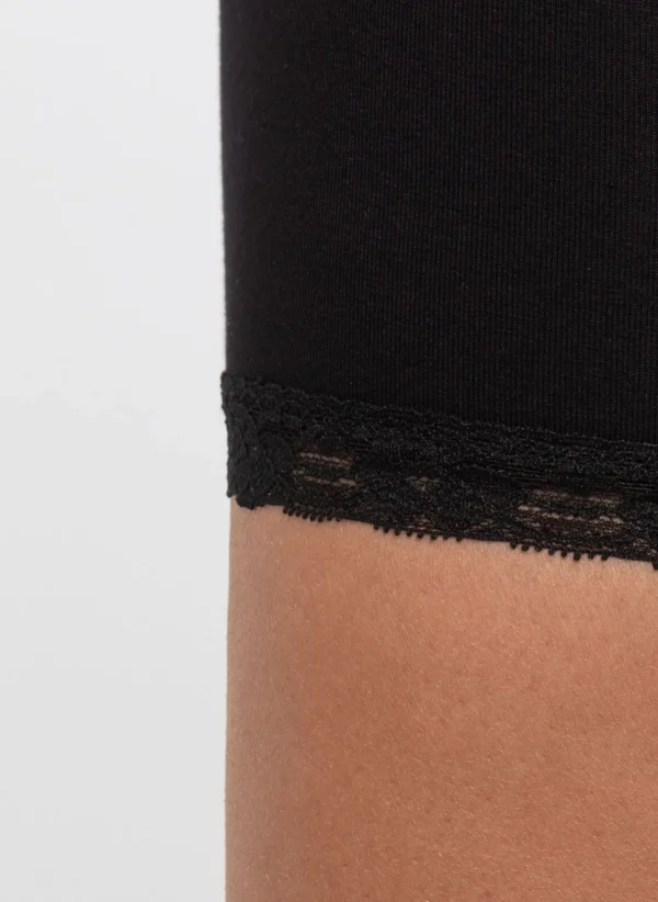 Basics>Norah Short Marit Zwart